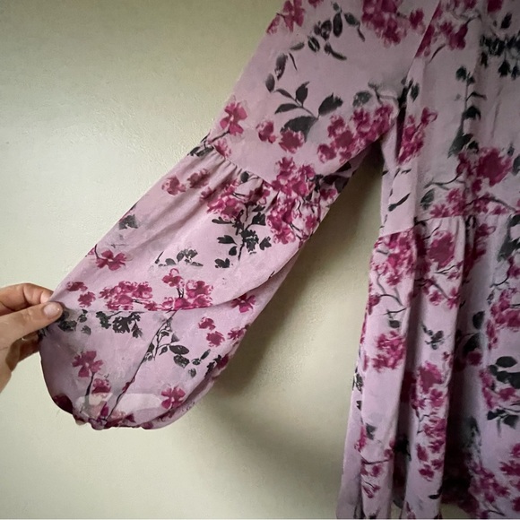 Love and Legend Flowy Sheer Blouse - Picture 3 of 5